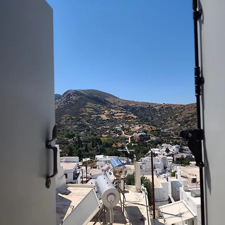 To Sokaki * Skyros