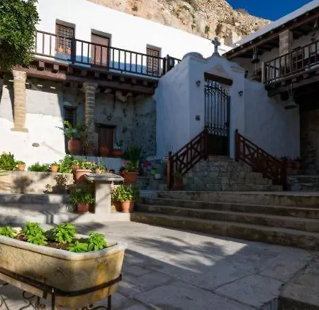 To Sokaki * Skyros